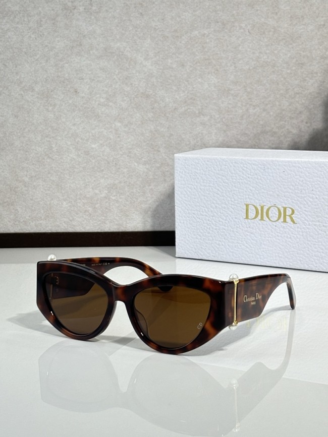 Dior Sunglasses AAAA-4429