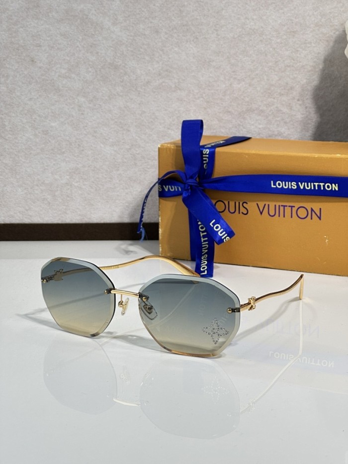 LV Sunglasses AAAA-7460