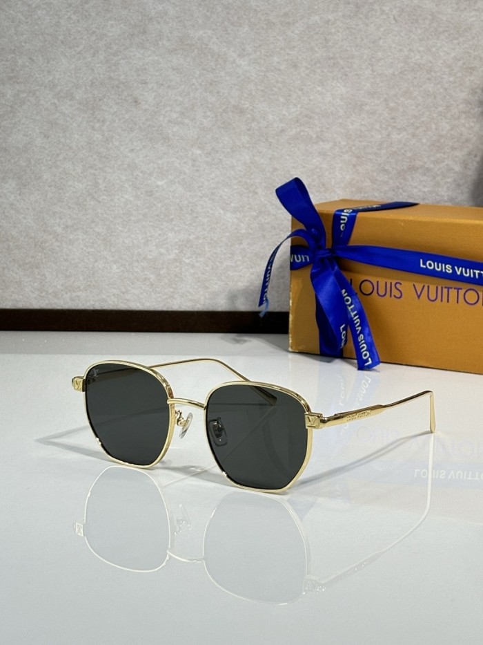 LV Sunglasses AAAA-7191