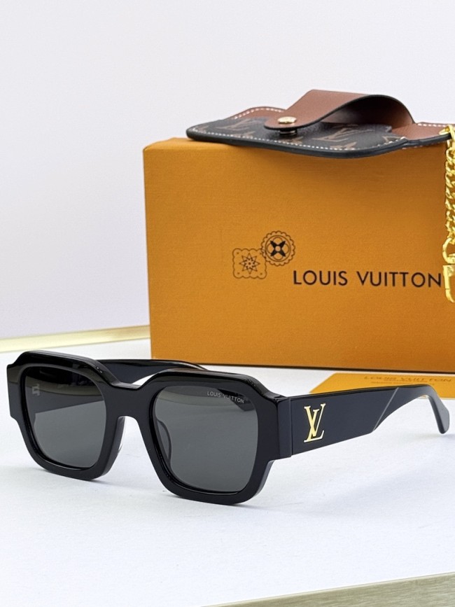 LV Sunglasses AAAA-7426