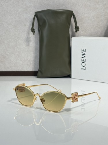 LV Sunglasses AAAA-7116