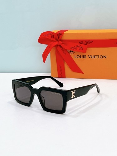 LV Sunglasses AAAA-7182