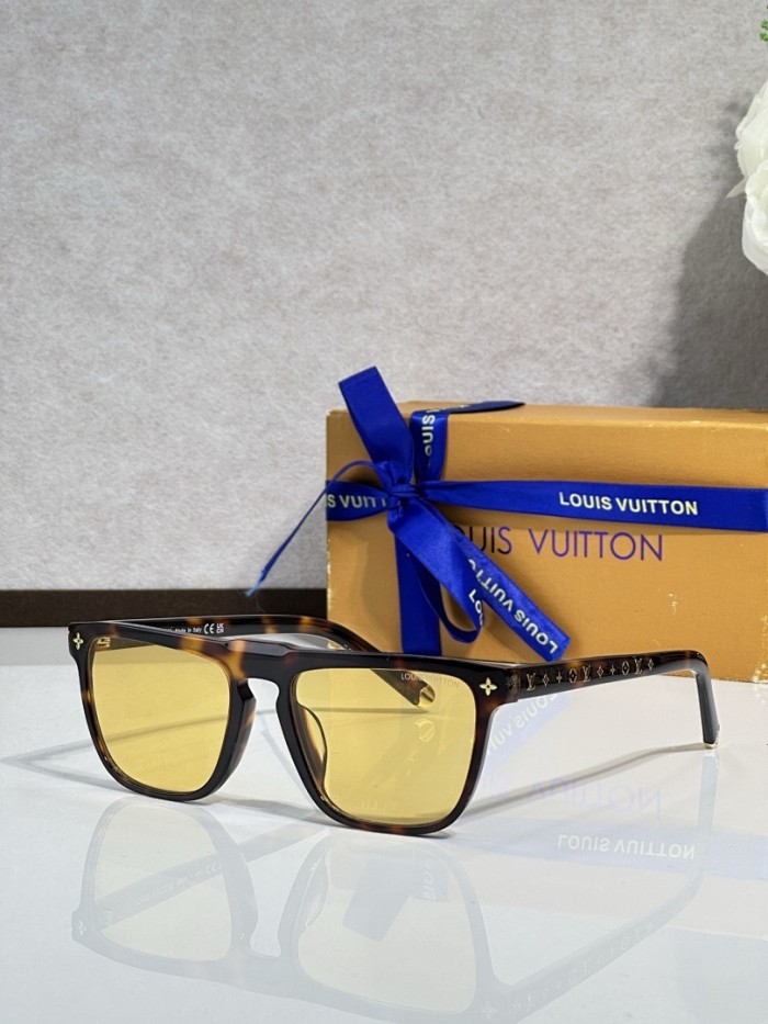 LV Sunglasses AAAA-7328