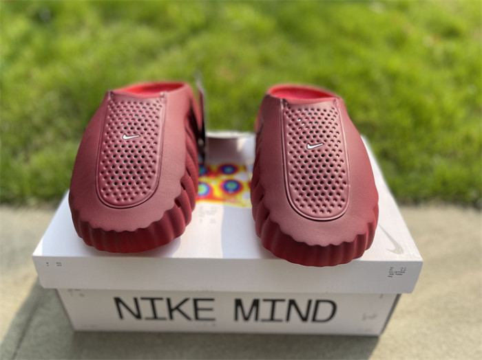 Nike Mind 001 Slide Team Red University Red (fit small)