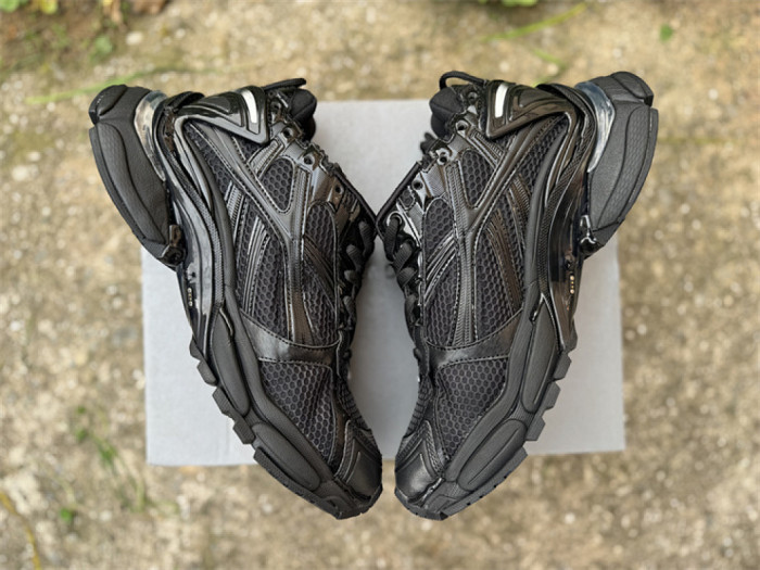 B 17FW Tripe-S High End Sneaker-696