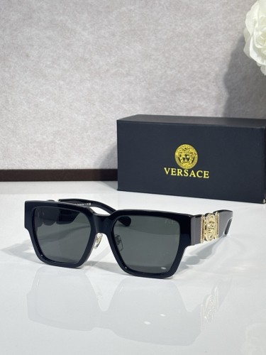 Versace Sunglasses AAAA-4378