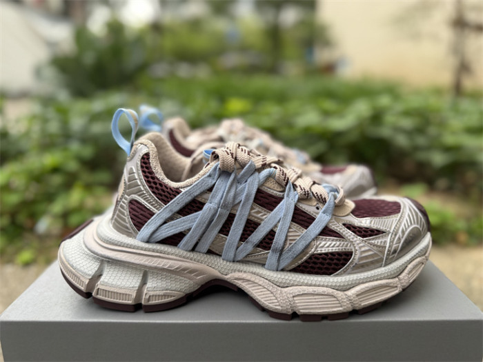 B 17FW Tripe-S High End Sneaker-697