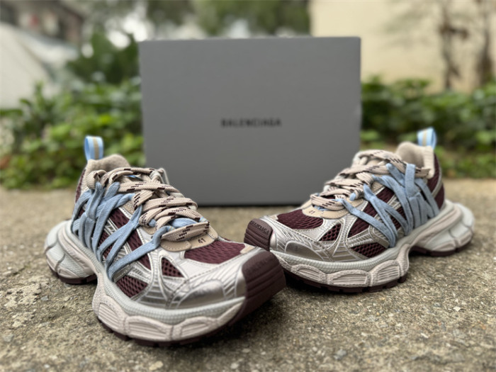 B 17FW Tripe-S High End Sneaker-697