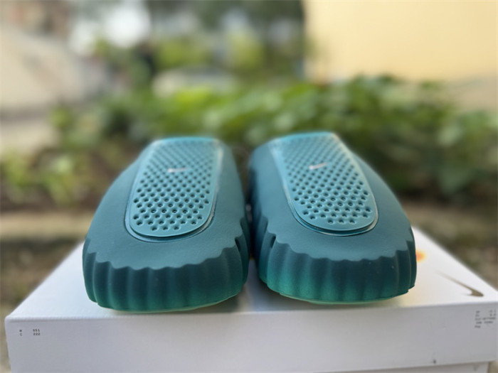 Nike Mind 001 Slide Geode Teal Light Menta (fit small)
