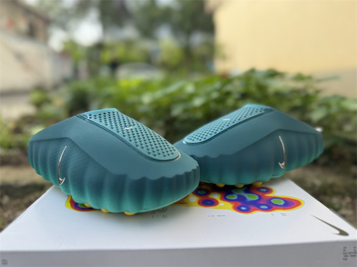 Nike Mind 001 Slide Geode Teal Light Menta (fit small)