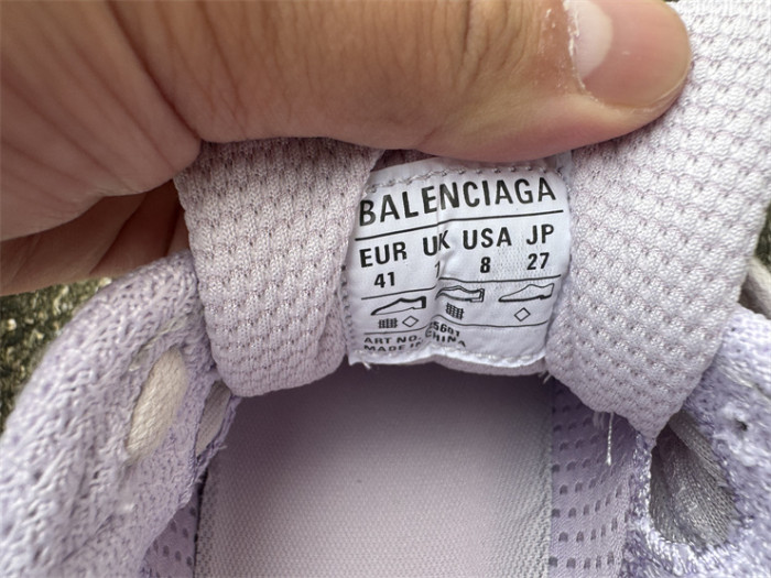 B 17FW Tripe-S High End Sneaker-705