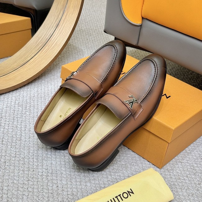 LV Men shoes 1：1 quality-5165