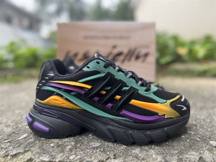 Pharrell Willams x AD Jellyfish-019