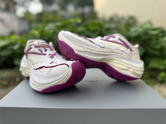 B 17FW Tripe-S High End Sneaker-716