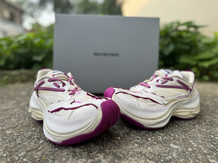 B 17FW Tripe-S High End Sneaker-716