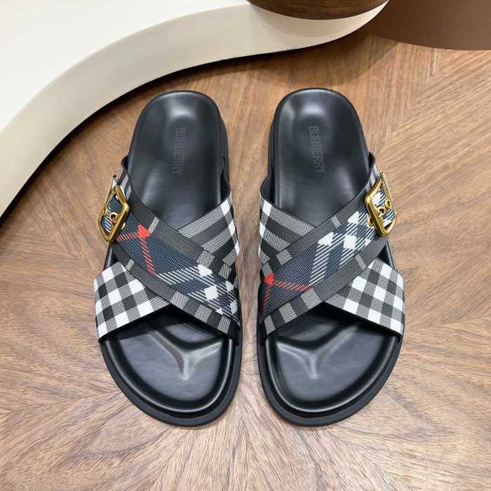 Burberry men slippers AAA-104