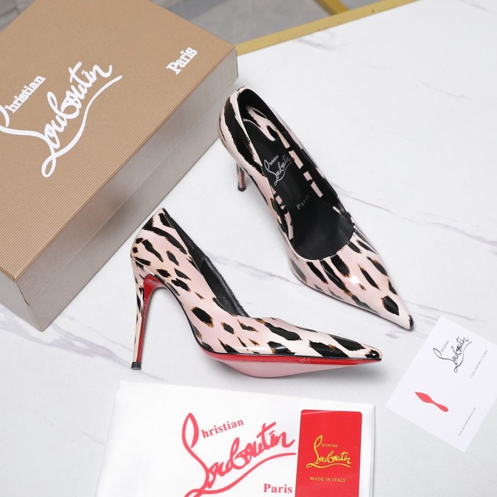 Christian Louboutin high heels 1：1 Quality-561