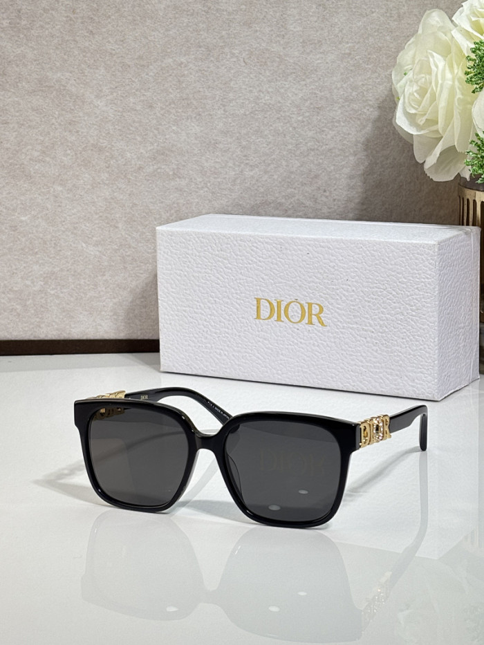 Dior Sunglasses AAAA-4836