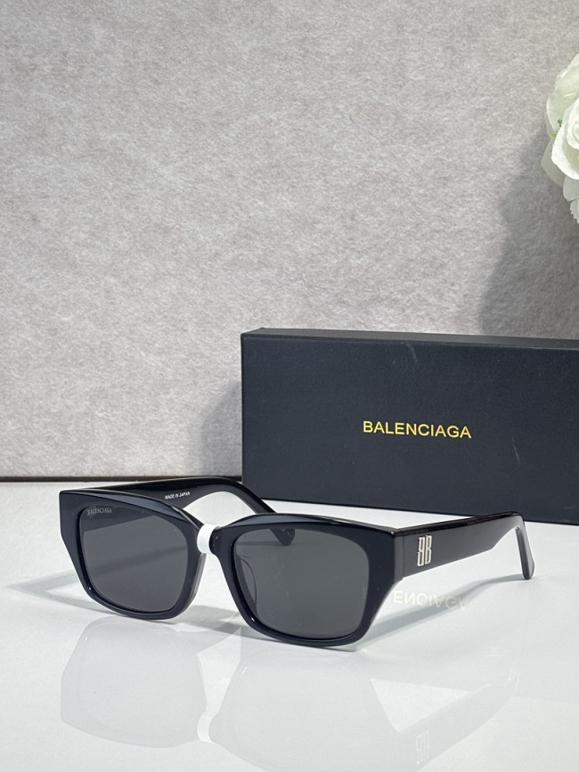 B Sunglasses AAAA-1592