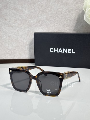 CHNL Sunglasses AAAA-6943