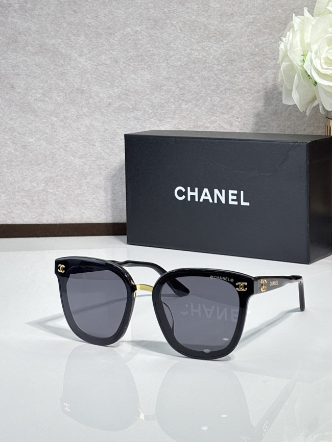 CHNL Sunglasses AAAA-7061