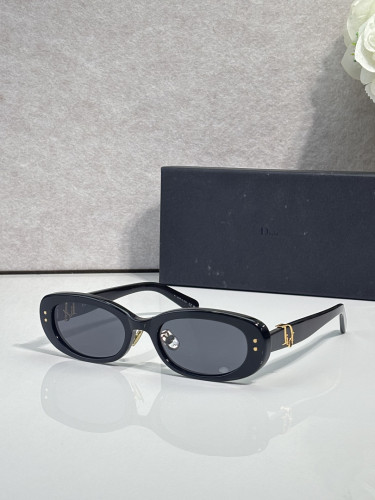 Dior Sunglasses AAAA-4976