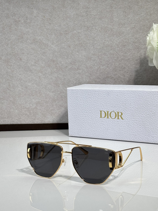 Dior Sunglasses AAAA-4784