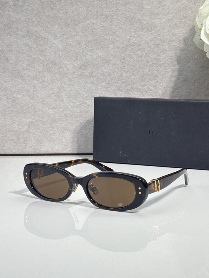 Dior Sunglasses AAAA-4974