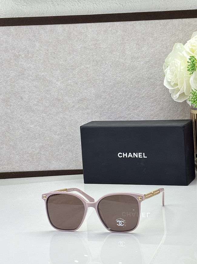 CHNL Sunglasses AAAA-7154