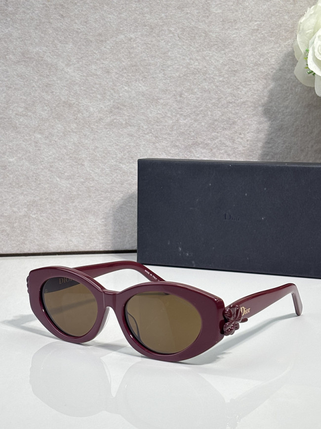 Dior Sunglasses AAAA-4950