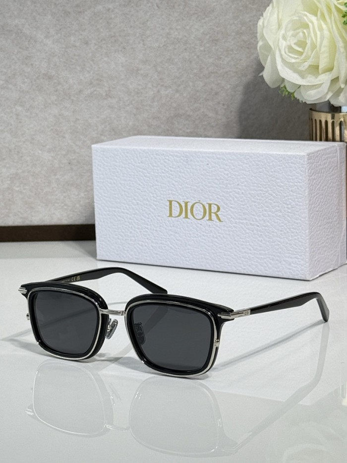 Dior Sunglasses AAAA-4699