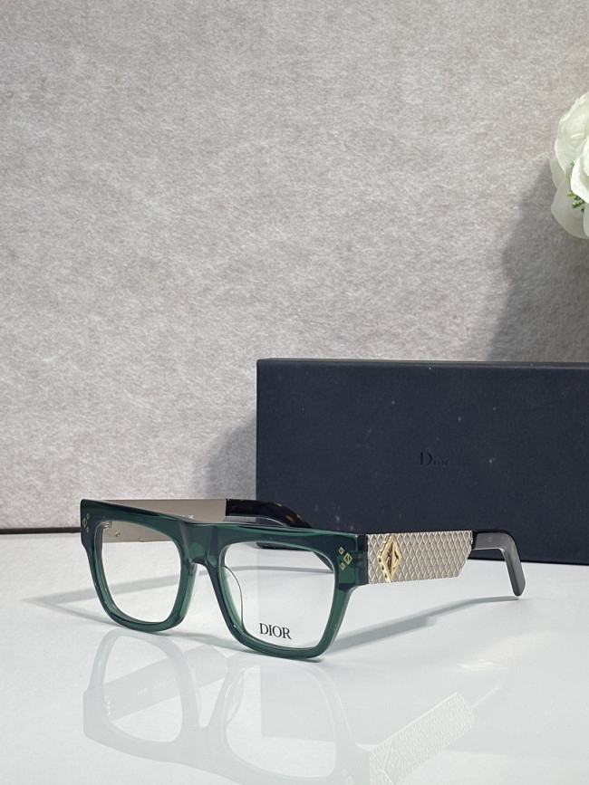Dior Sunglasses AAAA-4912