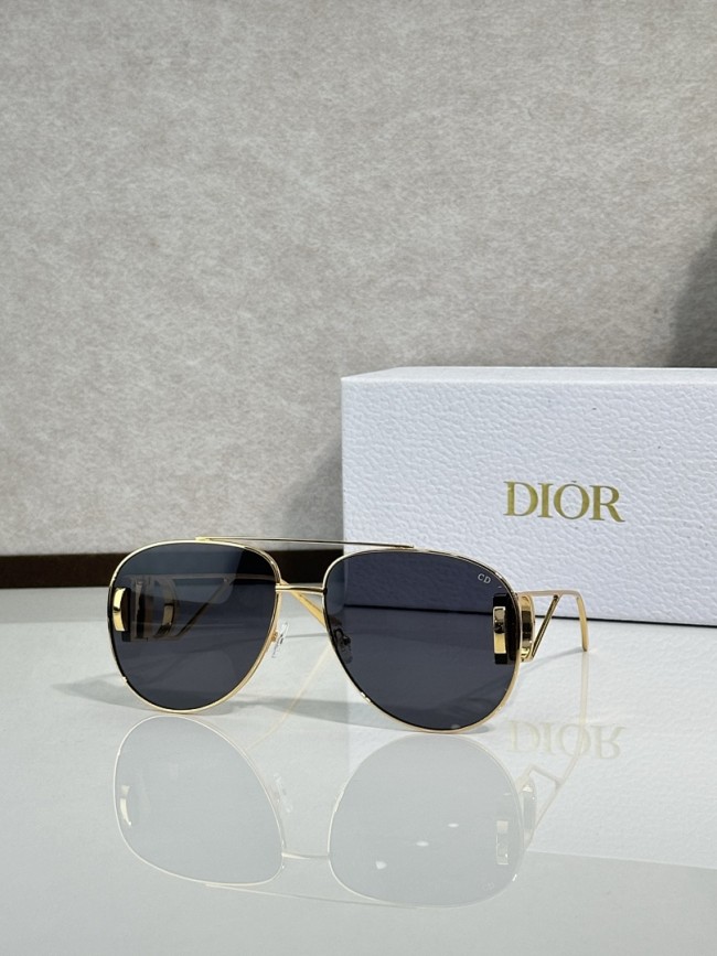 Dior Sunglasses AAAA-4711