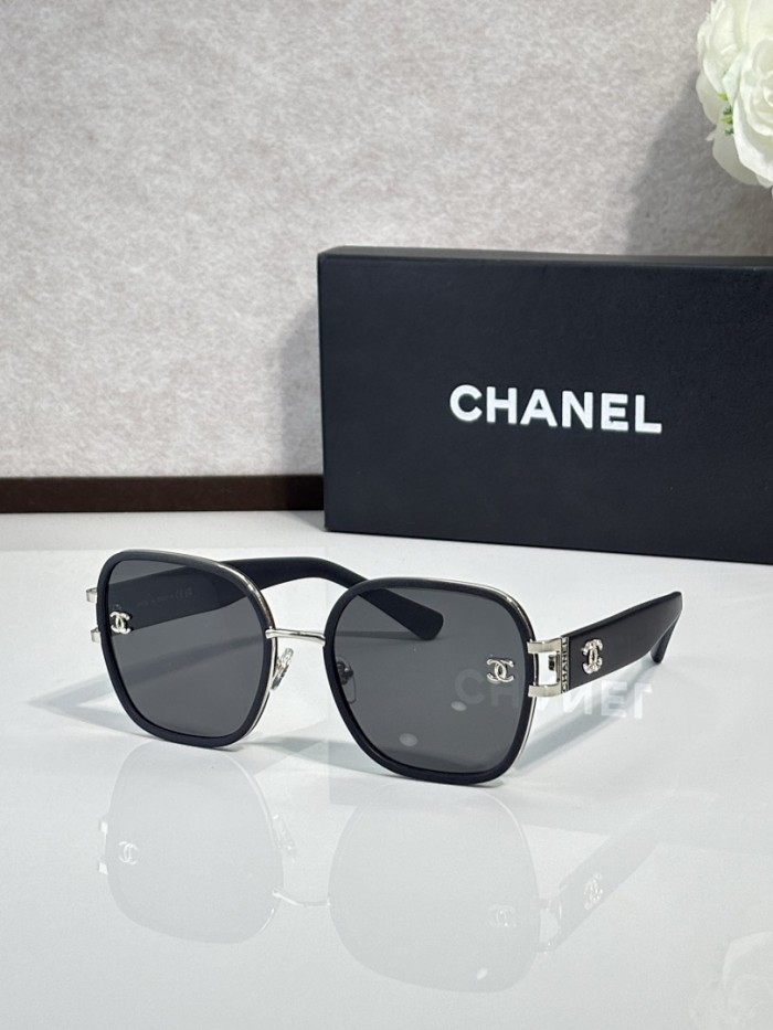 CHNL Sunglasses AAAA-6883