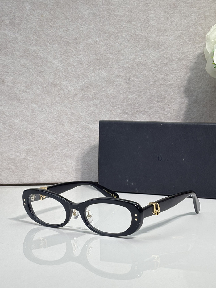 Dior Sunglasses AAAA-4980