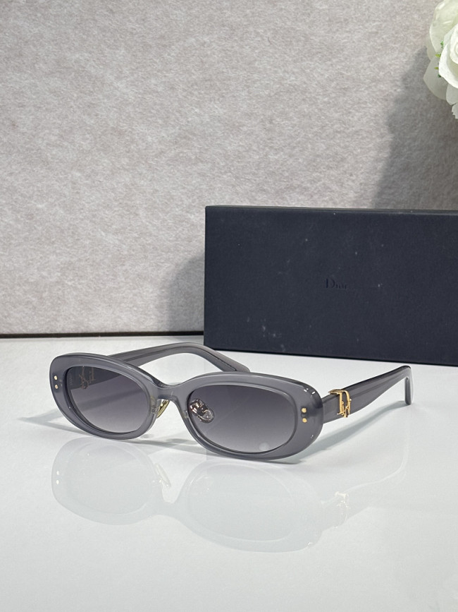 Dior Sunglasses AAAA-4972