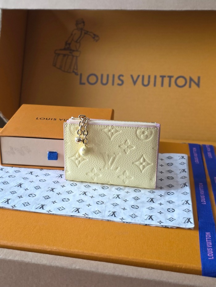 Super Perfect LV Wallet-806