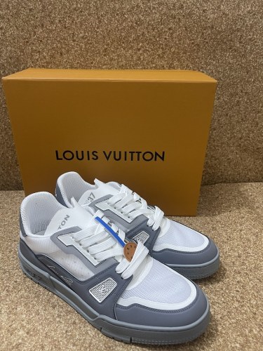 LV Men shoes 1：1 quality-5214