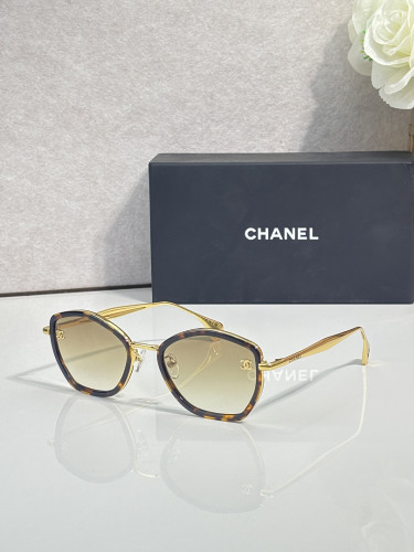 CHNL Sunglasses AAAA-8065
