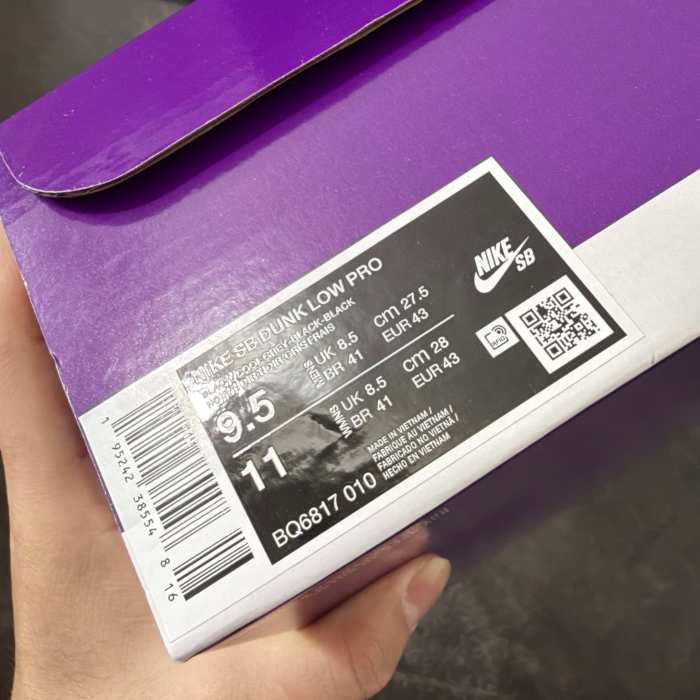 Authentic Nike SB Dunk Low Fog