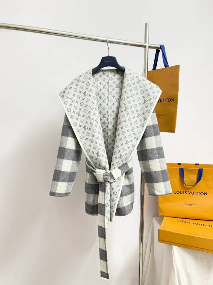 LV Jacket High End Quality-716