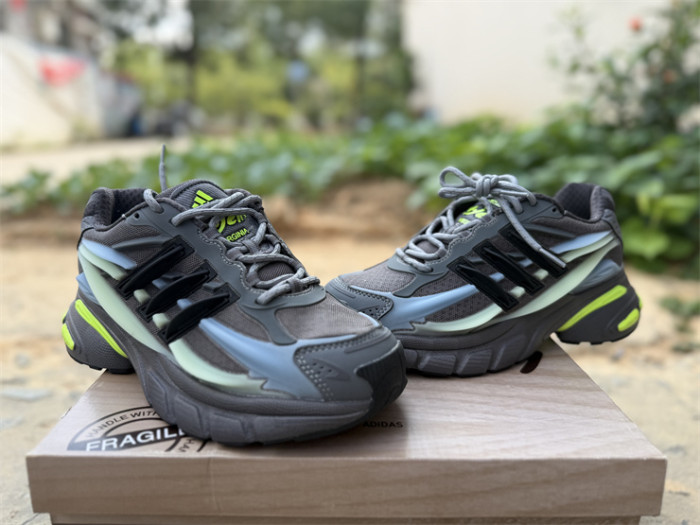Pharrell Willams x AD Jellyfish Light Brown Neon