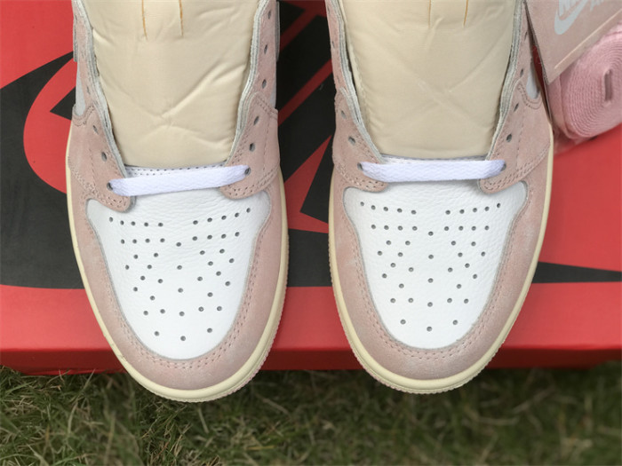 Air Jordan 1 Retro High OG 'Washed Pink'