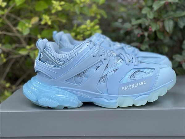 B 17FW Tripe-S High End Sneaker-223