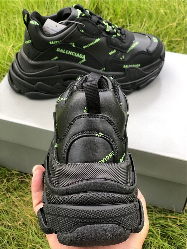 B 17FW Tripe-S High End Sneaker-156