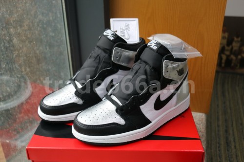 Authentic Air Jordan 1 High OG WMNS “Silver Toe”