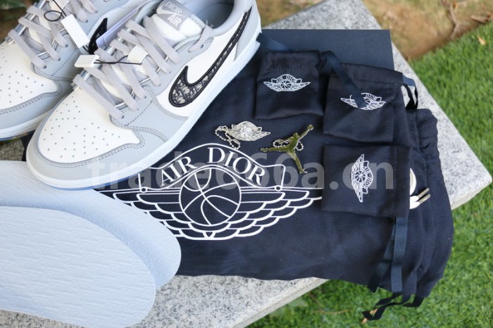 Authentic Dior x Ai Jordan 1 Low Top (with dior boxes)