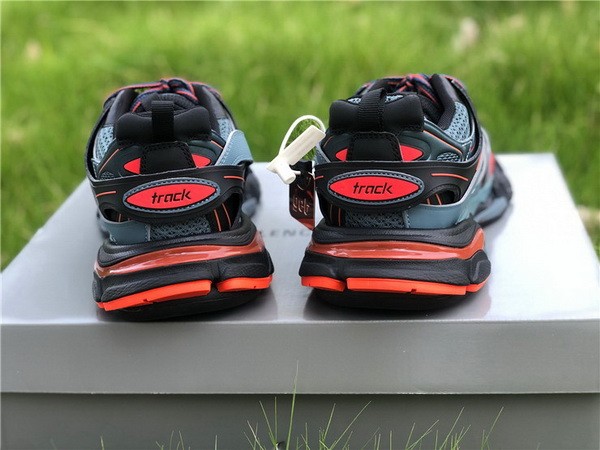 B 17FW Tripe-S High End Sneaker-151