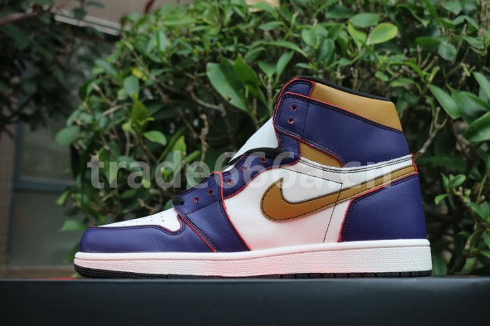 Authentic Nike SB x Air Jordan 1 Lakers