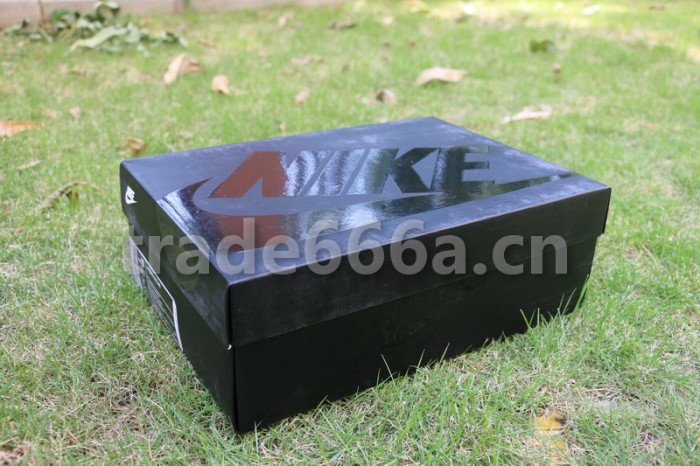 Authentic Nike Air Foamposite One “Habanero Red”